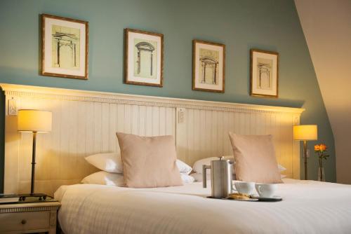 Trenython Manor Resort