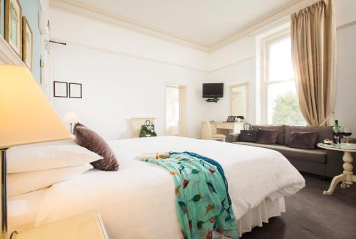 Trenython Manor Resort