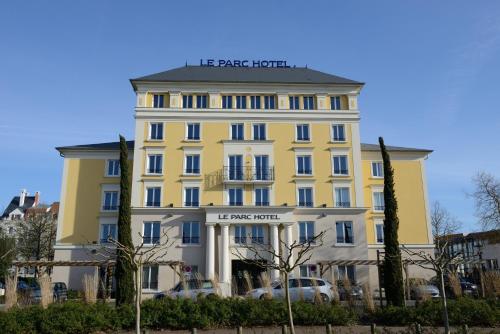 Plessis PARC HOTEL