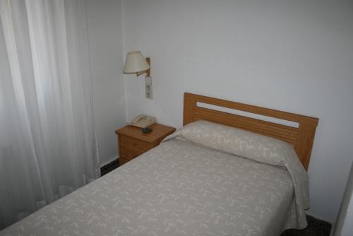 Hostal Puente De Piedra
