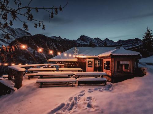 Mountain Hostel Gimmelwald