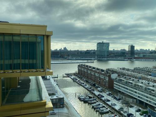 Holiday Inn Express Amsterdam - North Riverside