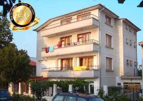 Pension Dicev