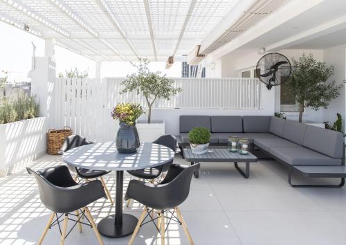 Gallery Suites & Residences Piraeus