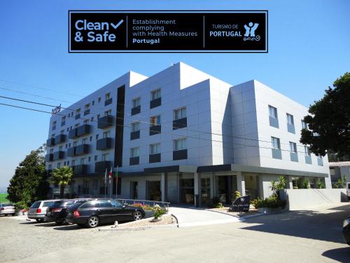 Hotel Feira Pedra Bela