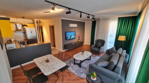 Letstay Sweet Home Yellow