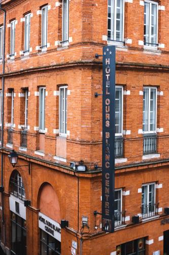 Ours Blanc Centre Toulouse