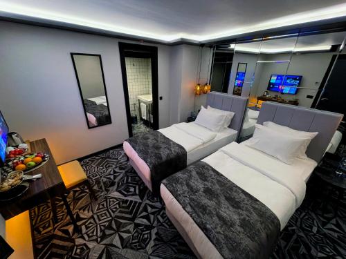 Weingart Hotel