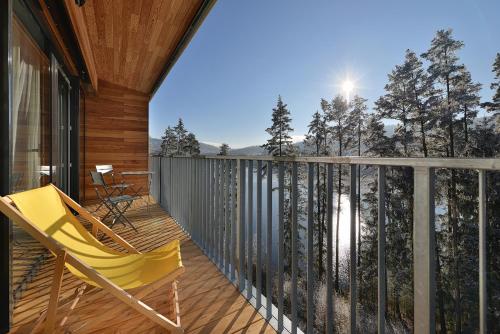 Element Lakeside Apartments