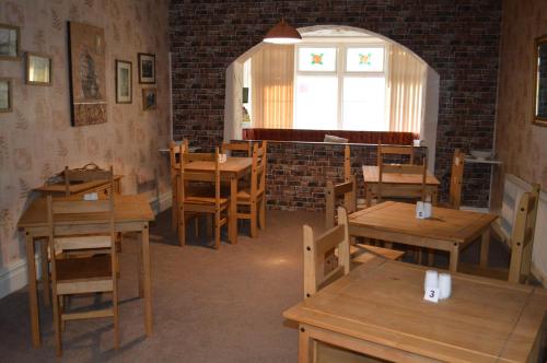 Rutlands Hotel