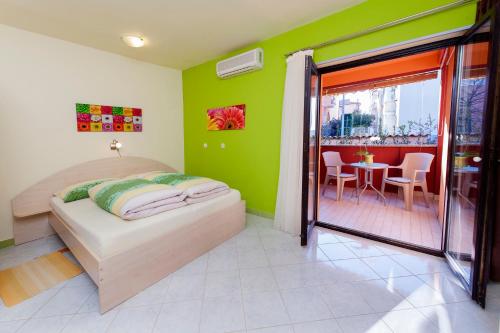 Apartments And Rooms Erik