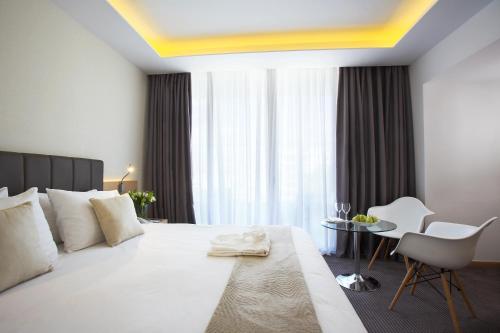 Royal Apollonia by Louis Hotels