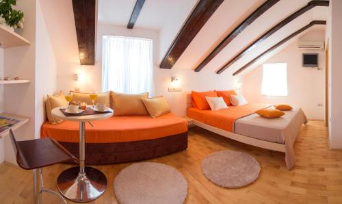 Split Inn Apartments and Rooms - Apartment Vicko (PID: 5)