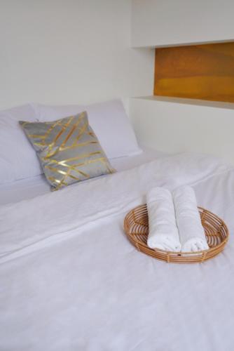 Topaz 1 Bedroom Suite Orochi Staycation PH at Centrio Towers