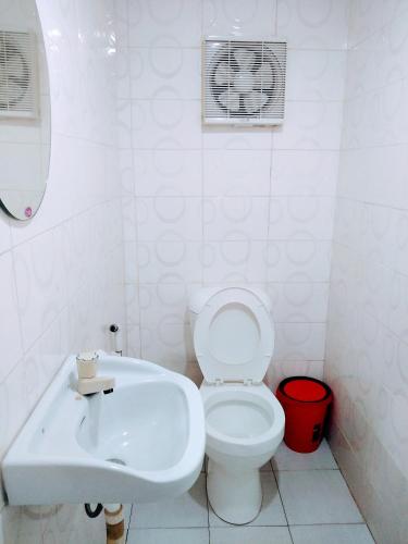HalfWay House Hostel Mactan Cebu Airport