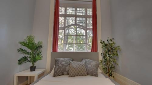 Astor Hyde Park Hostel