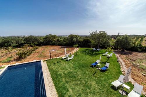 Mercedes Country House