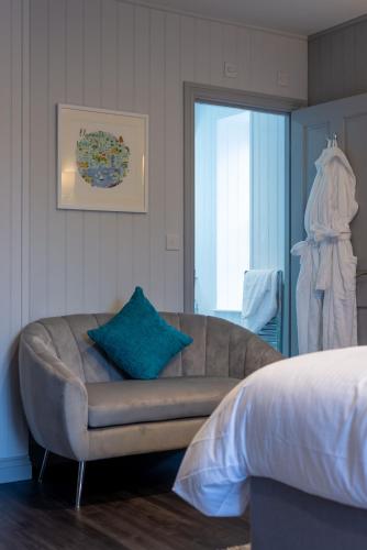 The Three Crowns B&B