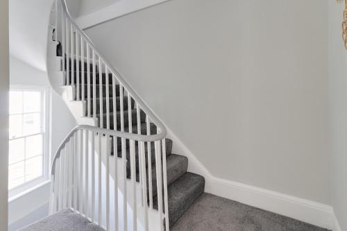 Master accommodation suite 2 sea view with balcony