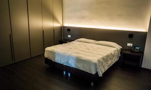 Venice Terminal Apartments & Suites