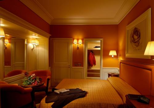 Hotel Corona d'Oro 1890