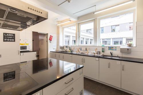 Community Hostel & Lounge by Hyve Basel SBB