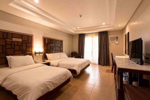 Mo2 Westown Lagoon Coron