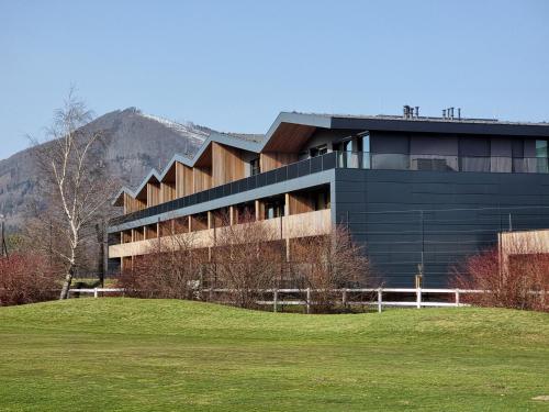 Tee House