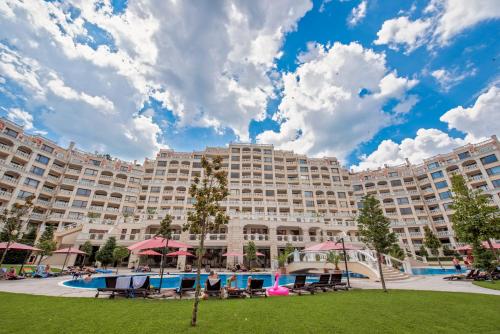 Varna South Bay Beach Residence