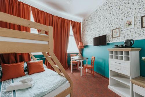 Night O’clock Opole