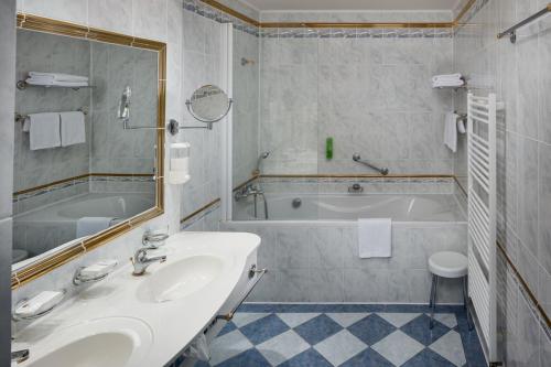 Ensana Pacifik Health Spa Hotel