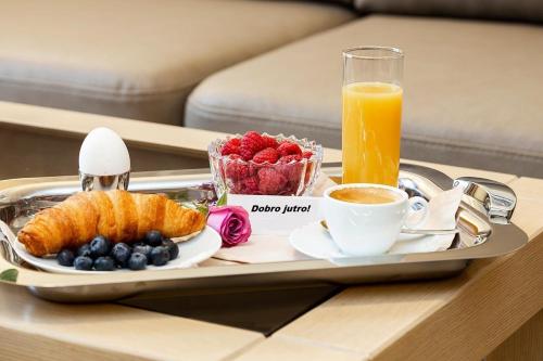 Apartments Aspalathos