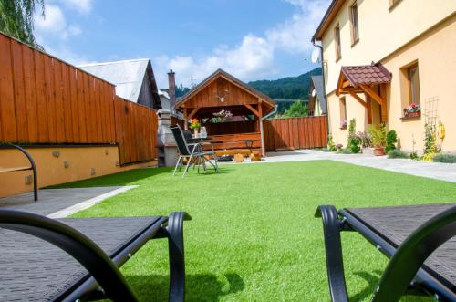 Turisticka Ubytovna Osada