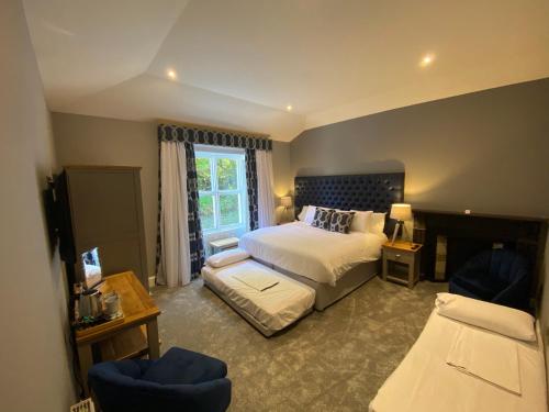 Aberdunant Hall Country Hotel