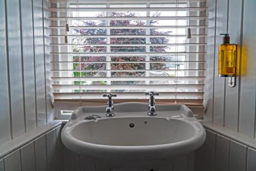 Brambles Guest House