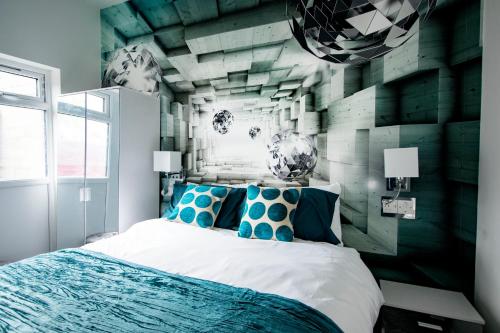 Mandela House Apartments Near Edinburgh