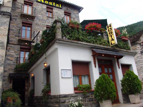 Hostal Pirineos
