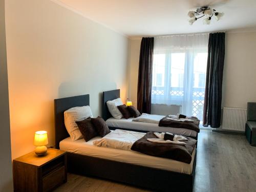 Aranykorona Hotel-Étterem & Sétáló Pince