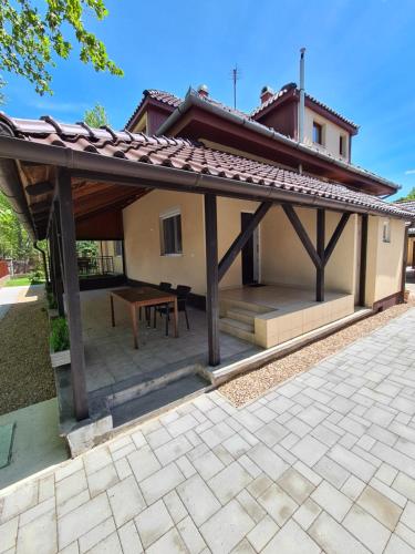 Táncsics Vendégház