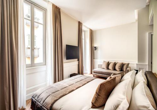 DBH Duomo Boutique Hotel