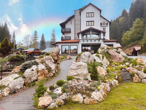 Hotel & Restaurant Lacu Rosu