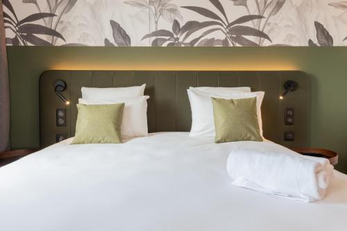 Hôtel Campanile Smart Lyon Est - Eurexpo Bron Aviation