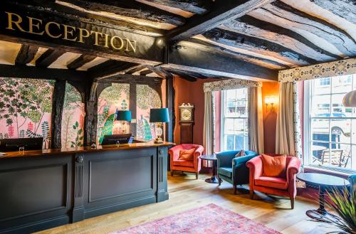 The George Hotel