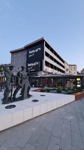 Bura 45 Boutique Hotel