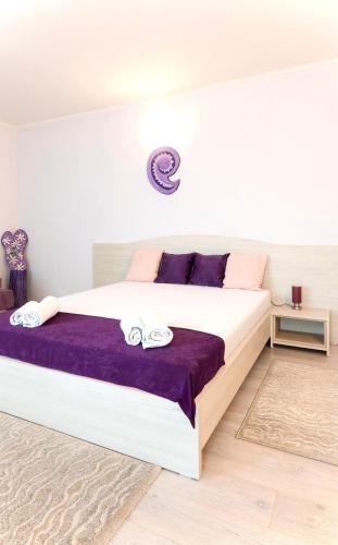 Adriana House