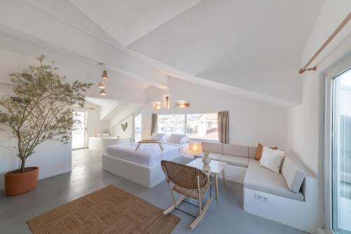 L Olive Homes