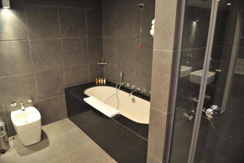 Avala Resort & Villas