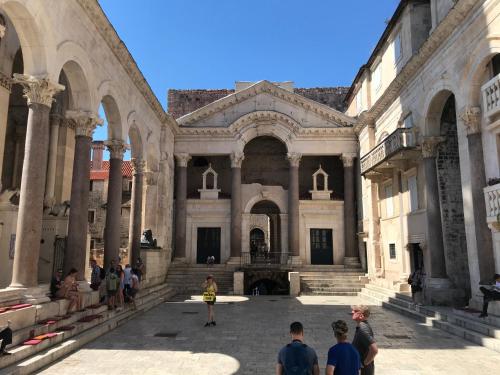 Central Park Residence