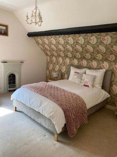 Heathcote House