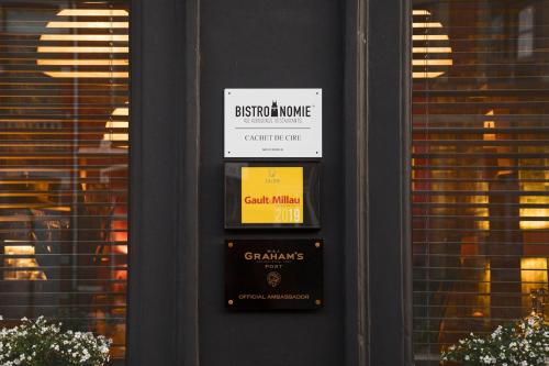 Cachet De Cire 'BeD'